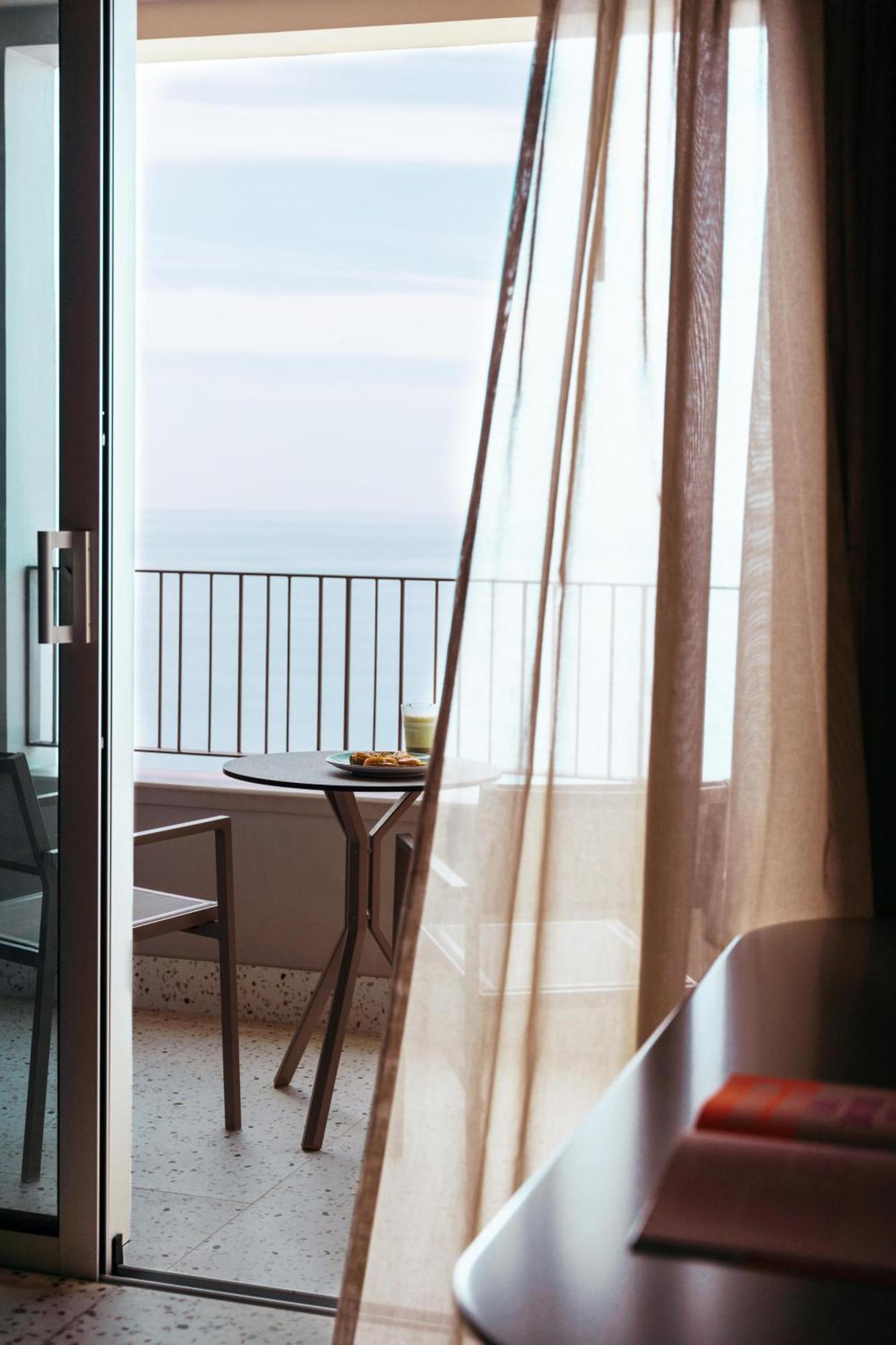 Next - By Savoy Signature Funchal  Luaran gambar